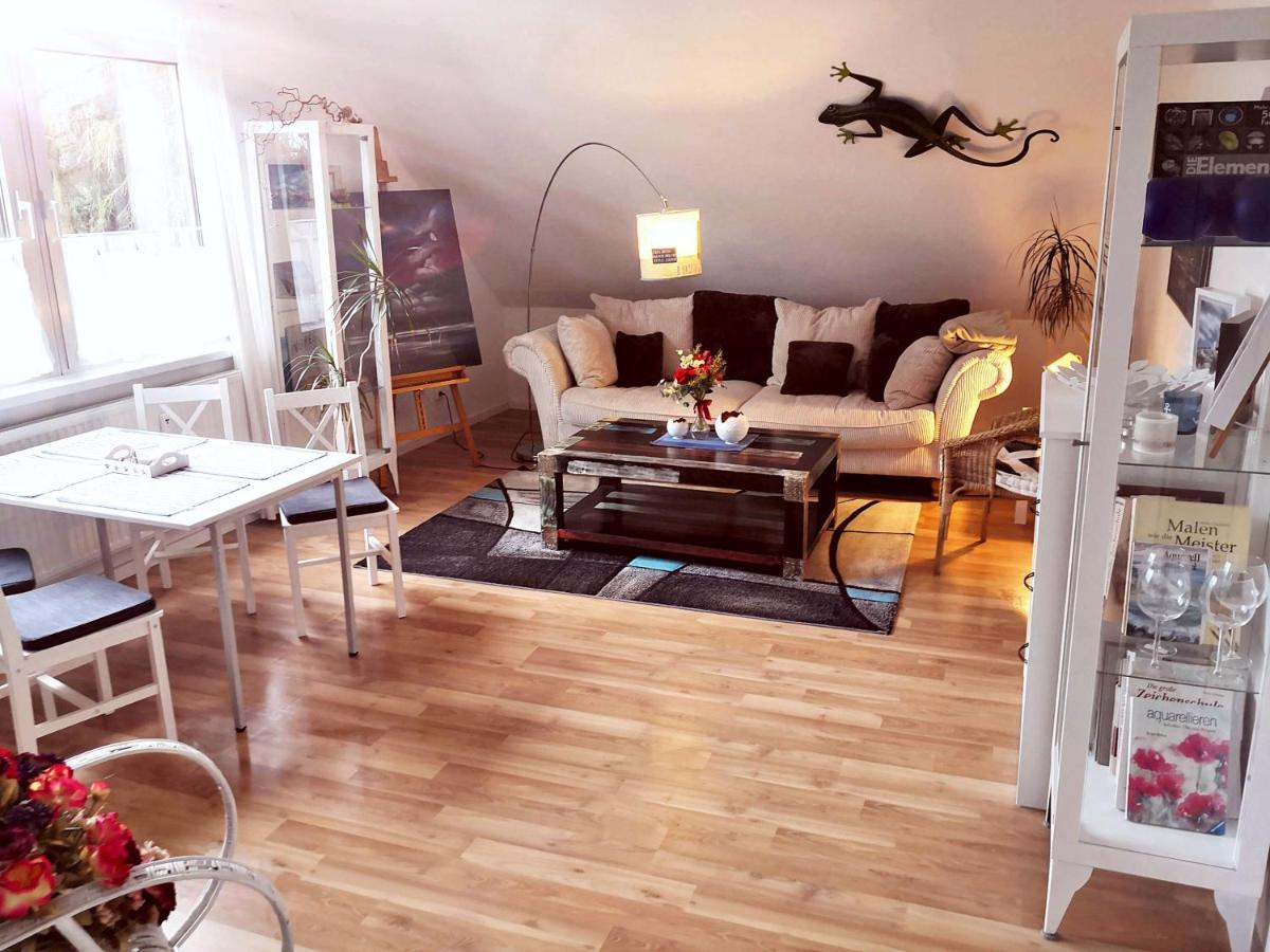 Künstler Ferienwohnung 3 Zimmer Küche Bad zentrale Lage Wulsbuttel Exterior foto