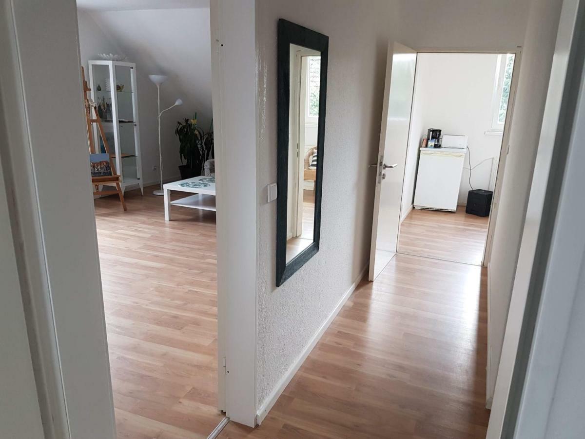 Künstler Ferienwohnung 3 Zimmer Küche Bad zentrale Lage Wulsbuttel Exterior foto